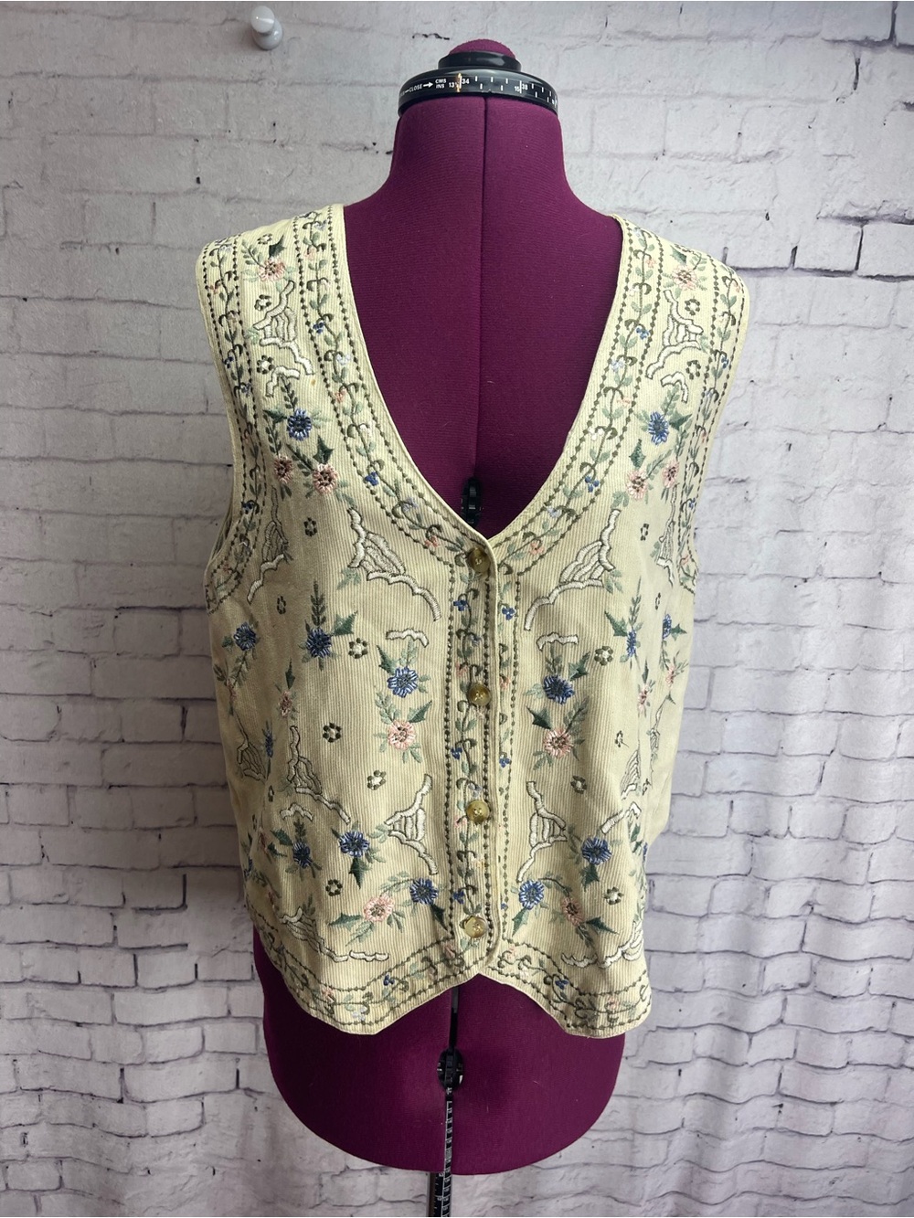 Chrysantheme vintage grannycore embroidered vest size medium